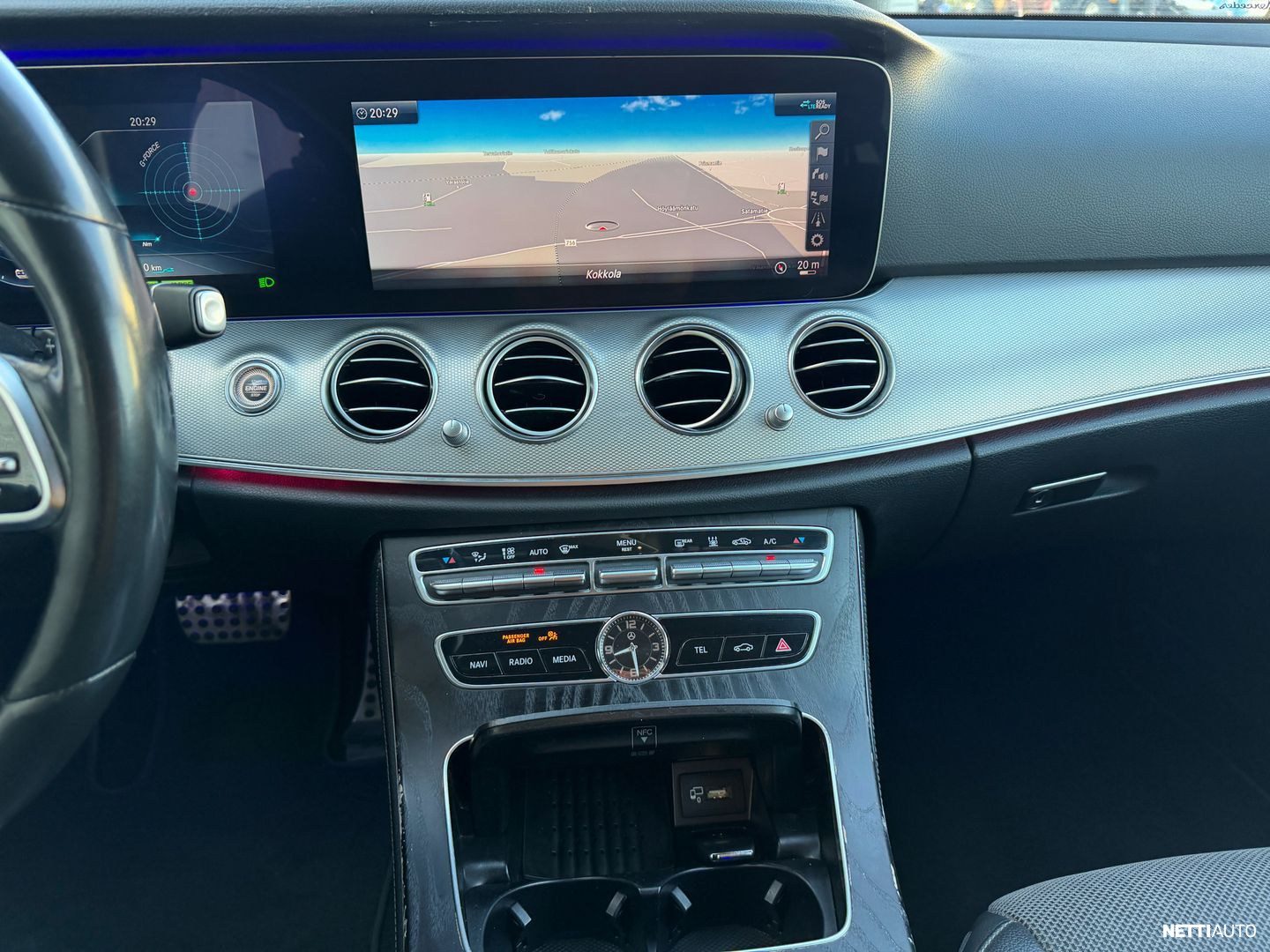 Mercedes-Benz E 300 de T pikkukuva 29
