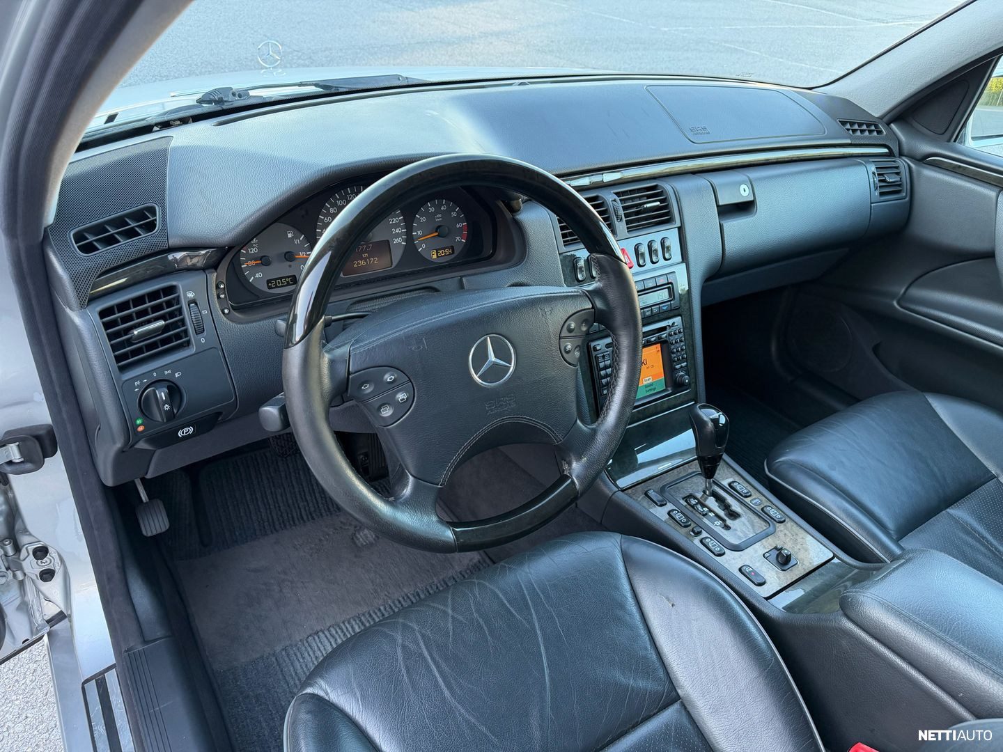 Mercedes-Benz E430 4-Matic Avantgarde pikkukuva 10