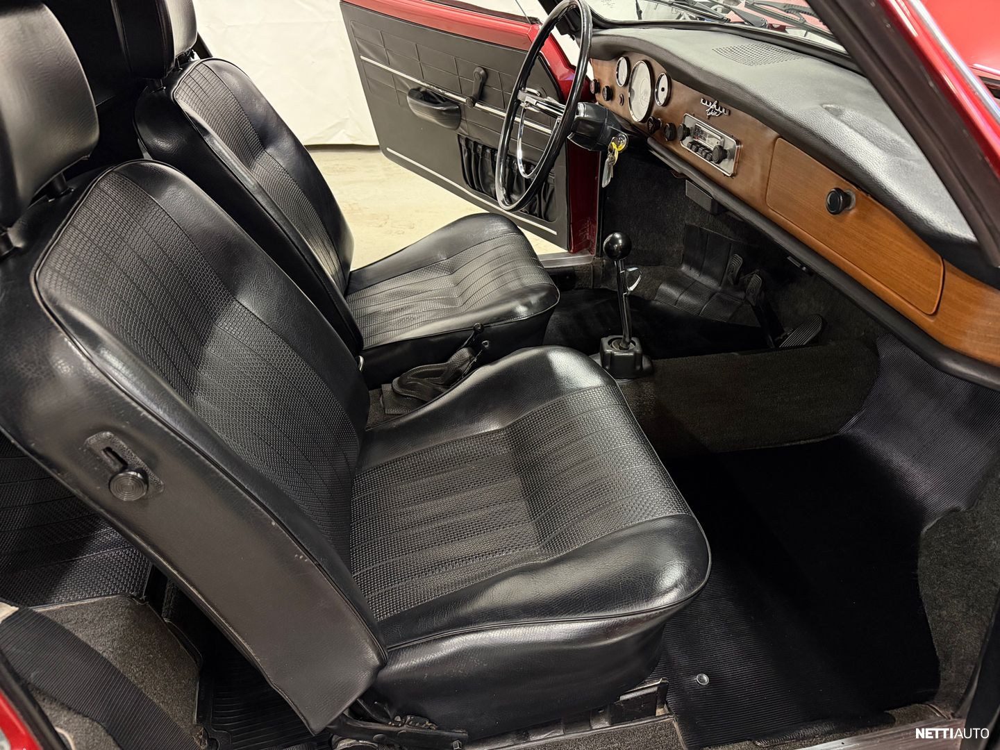 Volkswagen Karmann-Ghia pikkukuva 24