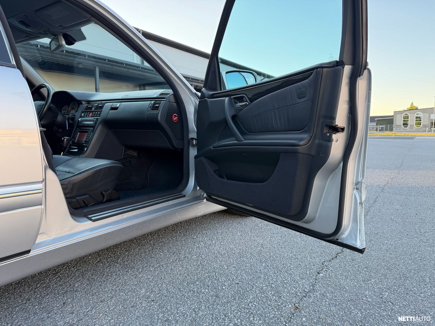 Mercedes-Benz E430 4-Matic Avantgarde pikkukuva 17