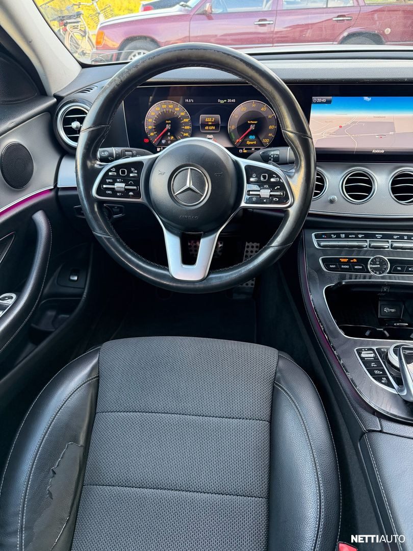 Mercedes-Benz E 300 de T pikkukuva 20