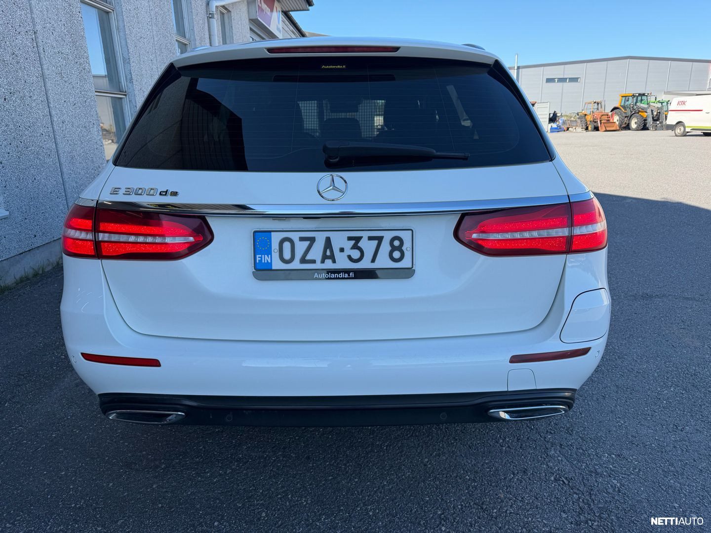 Mercedes-Benz E 300 de T pikkukuva 7