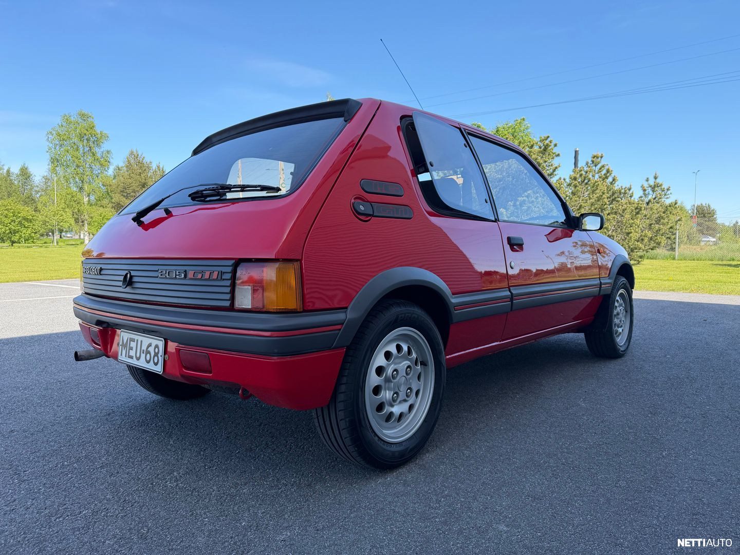 Peugeot 205 pikkukuva 2